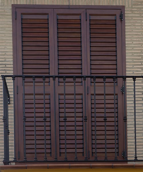 Balcón de hierro